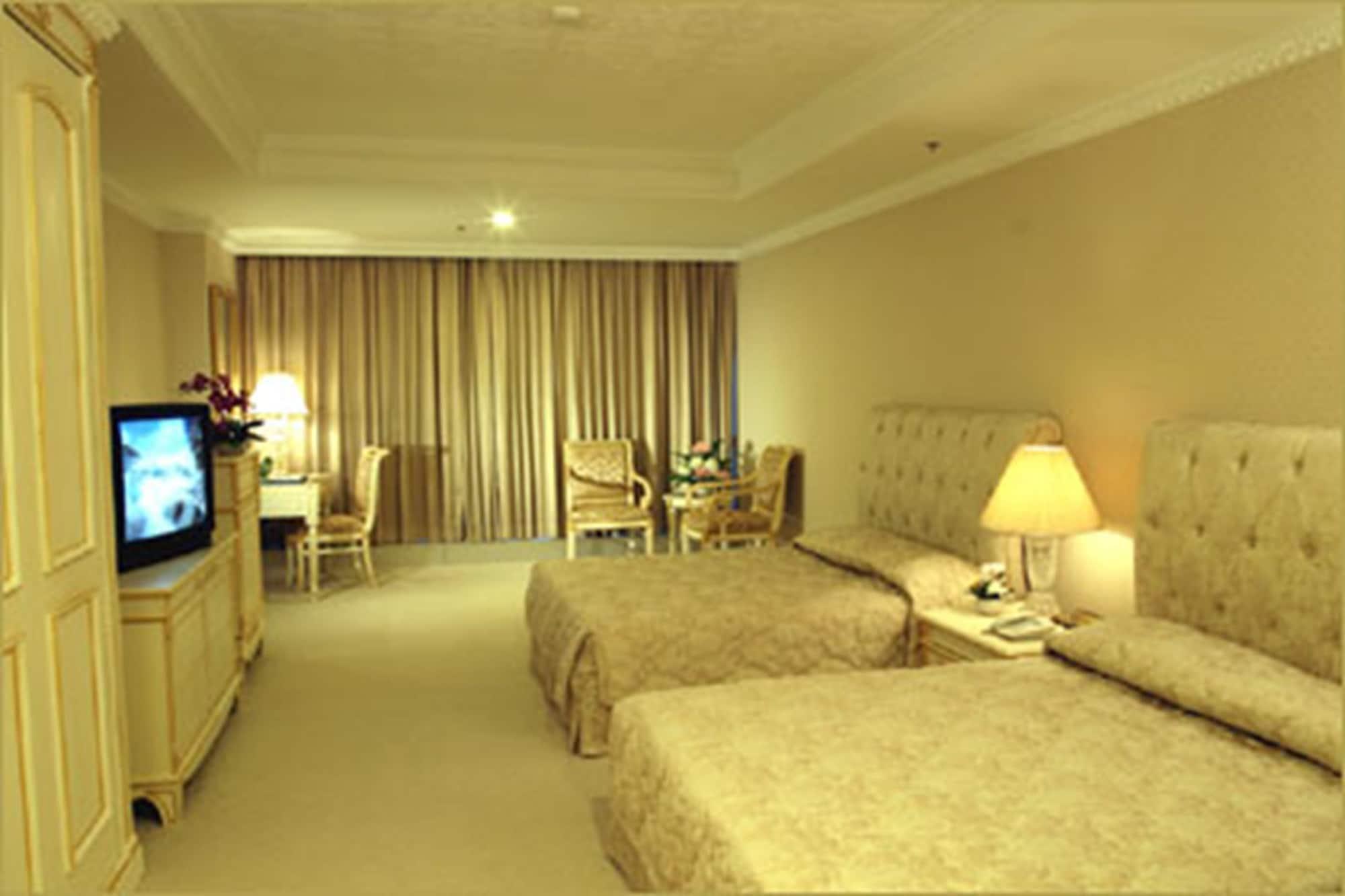 Adriatic Palace Bangkok