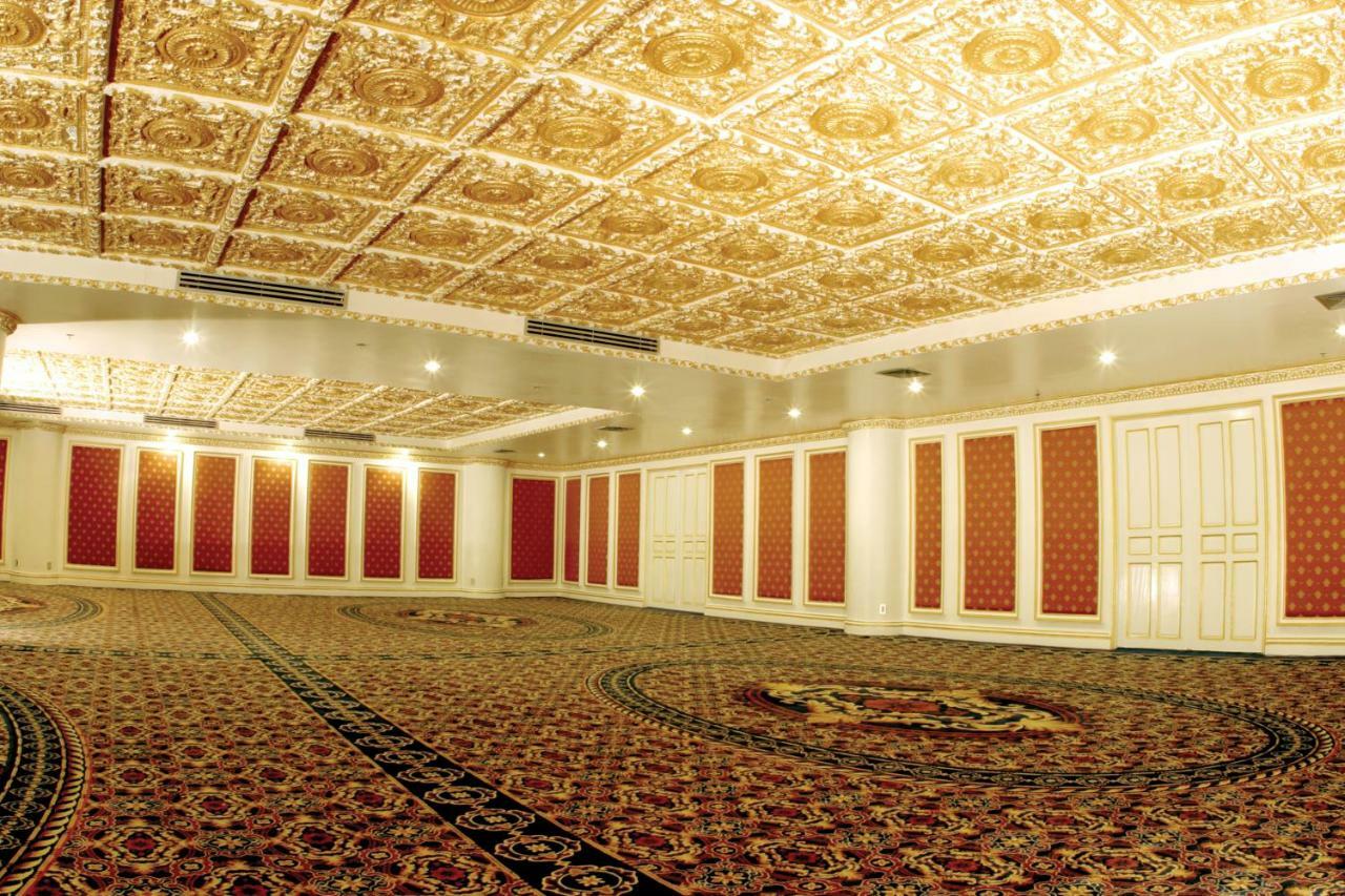 Adriatic Palace Hotel 4*